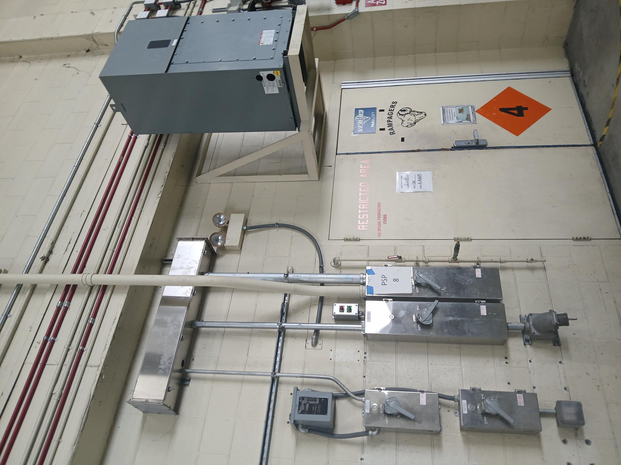 Hangar 111 – Replace 400 Hz System